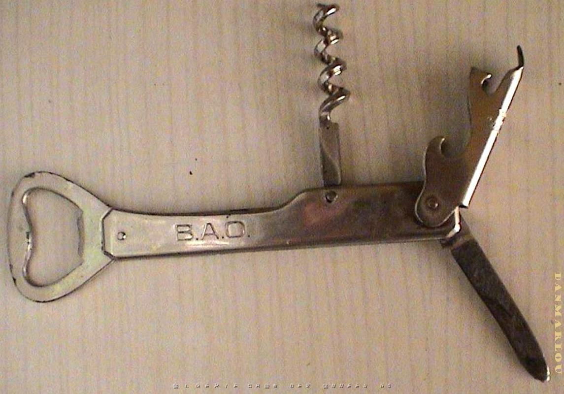 Oran objets Pub 044.jpg
